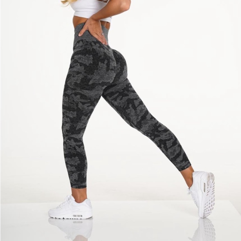 NVGTN Black Camo Seamless Leggings